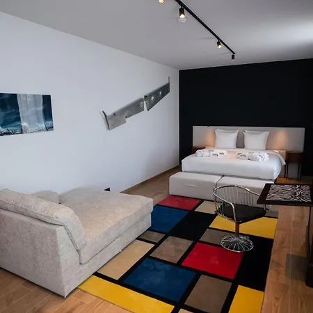 - Le Mont بيت للعطل تورناي